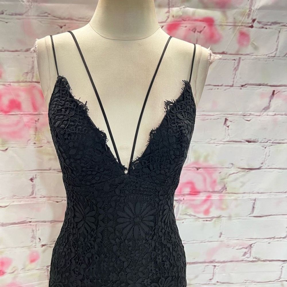 Bardot Women's Sleeveless Laced Floral Scallop Strappy Black Midi Dress Size 4 - Picture 6 of 14